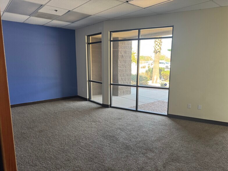 More Photos Of 7620 N Hartman Ln, Tucson Research And Development For Lease