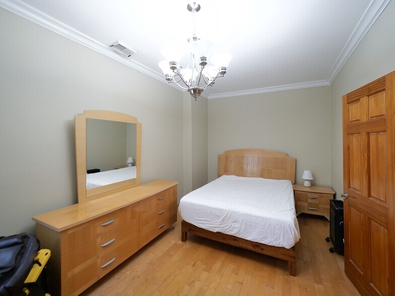 More Photos Of 3256-3258 N Elston Ave, Chicago Storefront Retail Residential For Sale