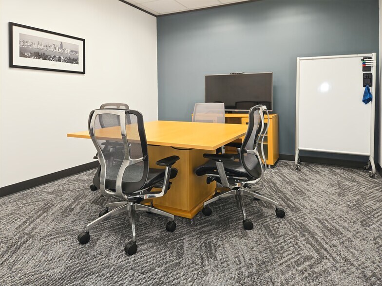 More Photos Of 3663 N Sam Houston Pky E, Houston Coworking Space