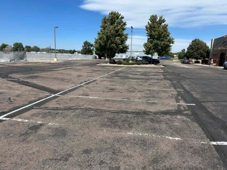 More Photos Of 5957 Terminal Avenue Ave, Colorado Springs Bar For Sale