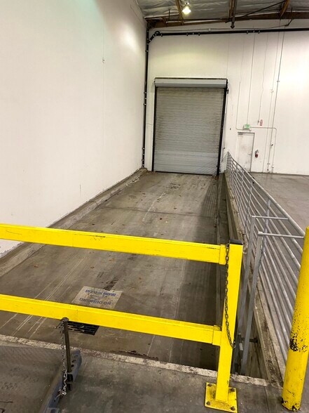 More Photos Of 1400 Pacific Ave, Oxnard Manufacturing For Lease