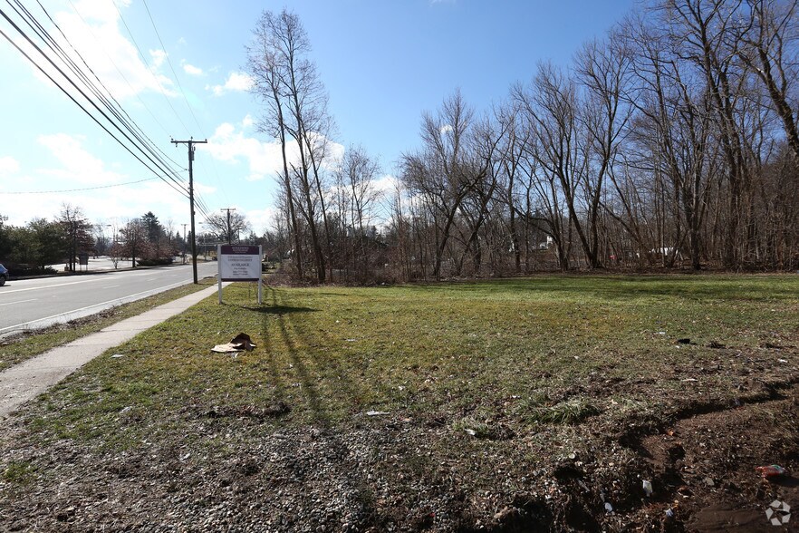 More Photos Of 2355 Main St, Rocky Hill Land For Sale