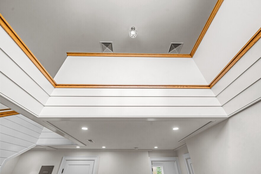 More Photos Of 300 S Route 73, Berlin Office For Sale