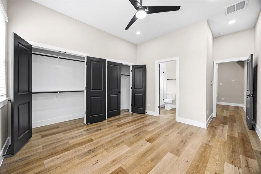 More Photos Of 6103 Shotwell st, Houston Multifamily For Sale