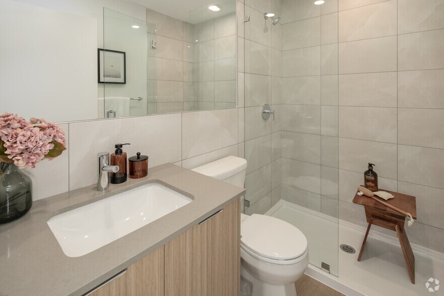 More Photos Of 5828 Granville St, Vancouver Apartments For Sale