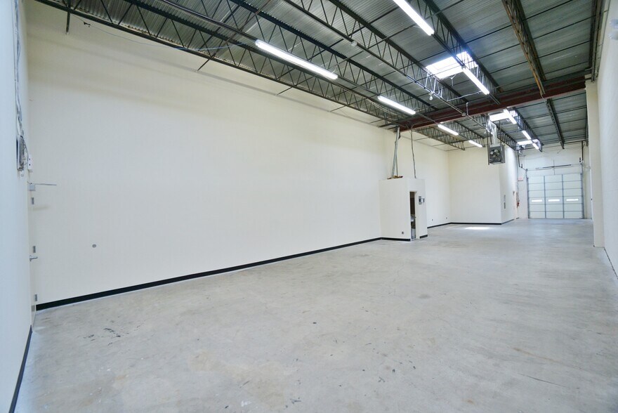 More Photos Of 1100-1146 Taft St, Rockville Warehouse For Lease