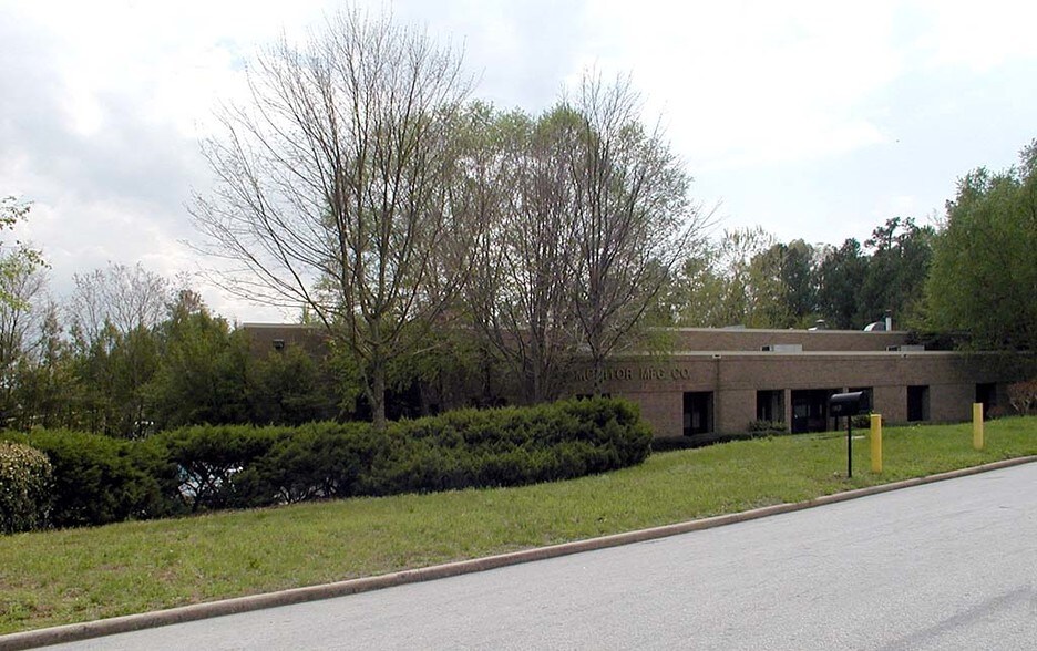 More Photos Of 1820 S Cobb Industrial Blvd SE, Smyrna Warehouse For Sale