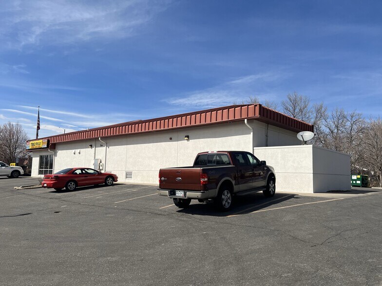 More Photos Of 2060 Main St, Longmont Auto Repair For Sale
