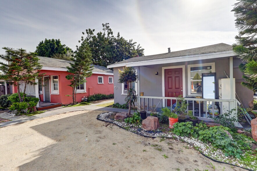 More Photos Of ,  Unknown For Sale