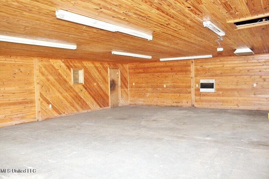 More Photos Of 6299 Highway 198 E, Lucedale Freestanding For Sale