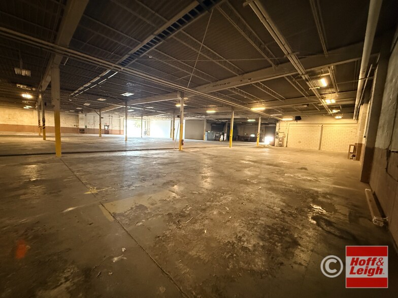More Photos Of 1570 E 25th St, Cleveland Manufacturing For Lease
