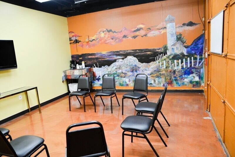 More Photos Of 705 Bond Way, Delray Beach Showroom For Sale