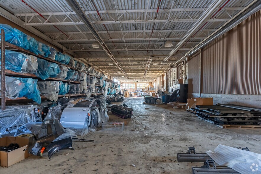 More Photos Of 44052 Yost Rd, Canton Township Manufacturing For Sale