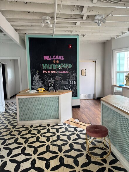 More Photos Of 7 NW 9th St, Oklahoma City Storefront For Lease