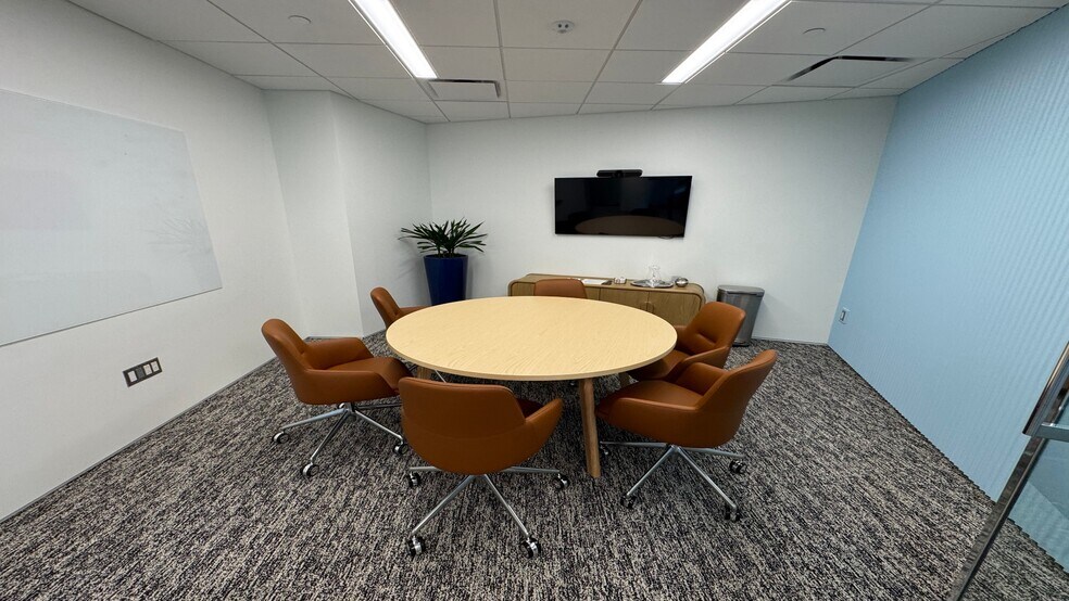 More Photos Of 300 New Jersey Ave NW, Washington Office For Lease