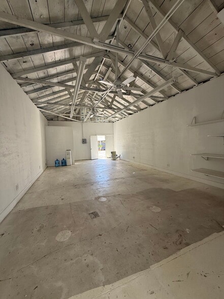 More Photos Of 1845 Redondo Ave, Signal Hill Unknown For Lease