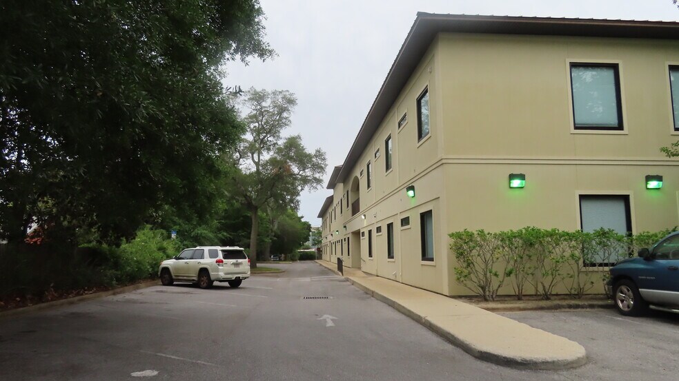 More Photos Of 139 Beal Pky SE, Fort Walton Beach Office For Lease