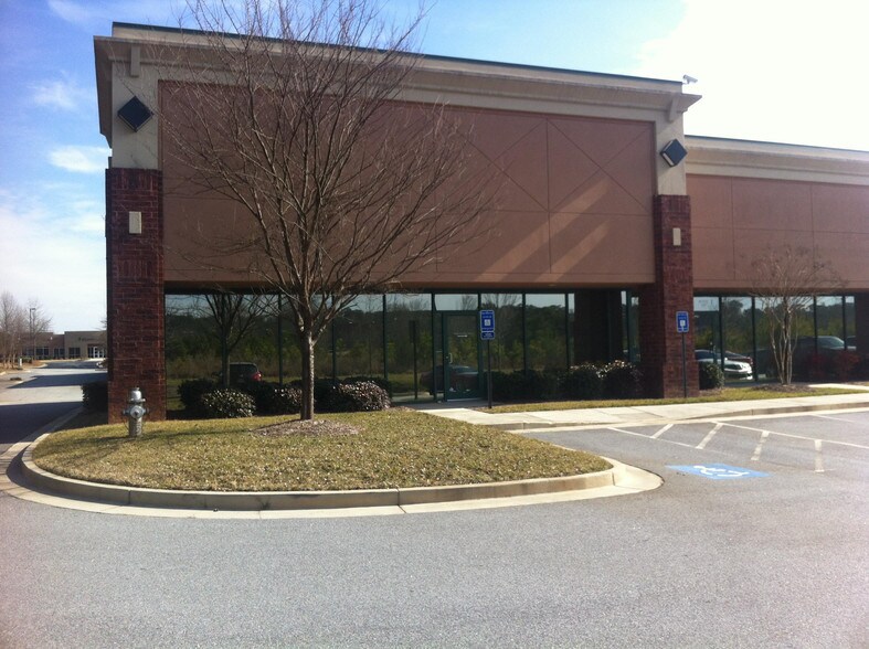 Primary Photo Of 1305 Lakes Pky, Lawrenceville Light Distribution For Sale