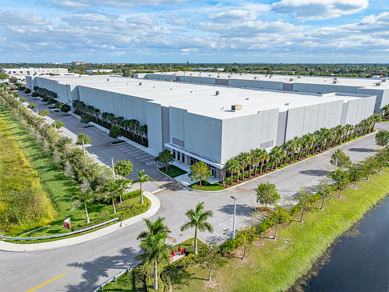 More Photos Of 12000 NW 39 St, Coral Springs Unknown For Lease