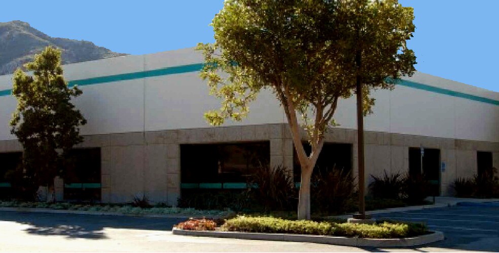More Photos Of 880 Calle Plano, Camarillo Warehouse For Lease