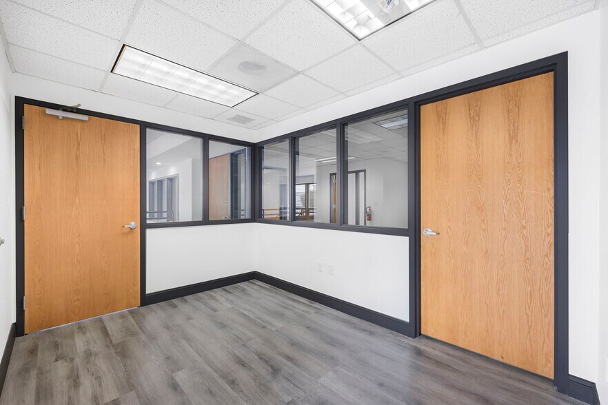 More Photos Of 2855 NW 75th Ave, Miami Warehouse For Lease