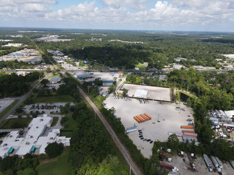 More Photos Of 3535 Rio Grande Ave, Jacksonville Warehouse For Lease