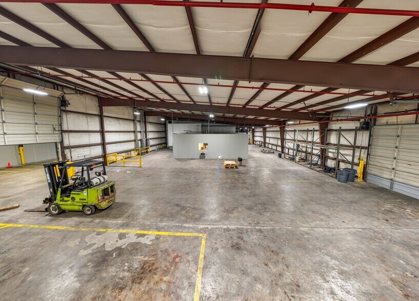 More Photos Of 2107 Black Creek Rd SE, Wilson Warehouse For Sale