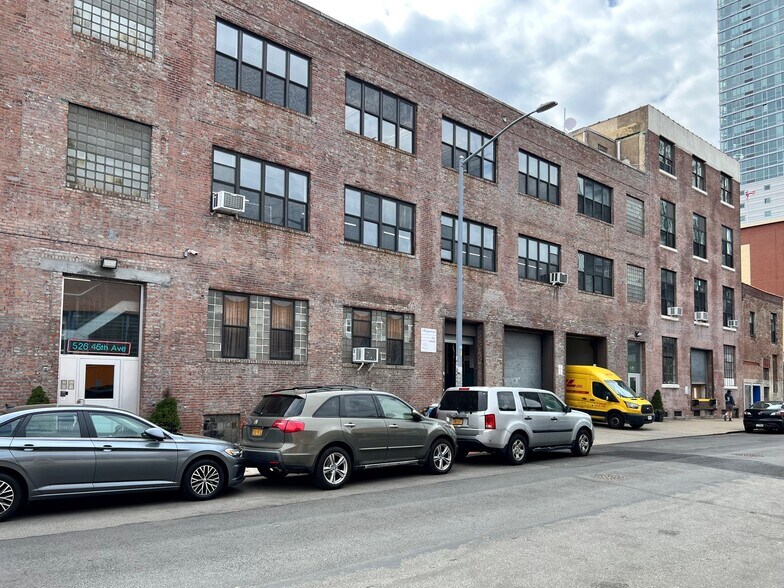 More Photos Of 526 46th Ave, Long Island City Warehouse For Lease