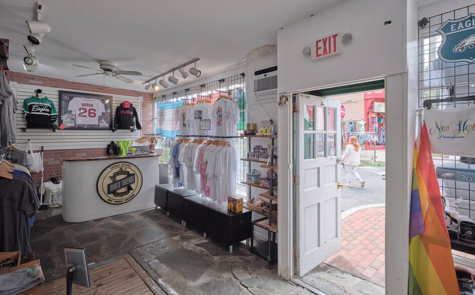 More Photos Of 76 S Main St, New Hope Storefront Retail Residential For Sale