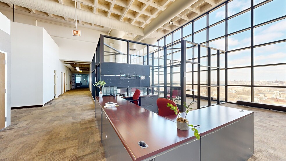 More Photos Of 1111 W 35th St, Chicago Flex For Lease