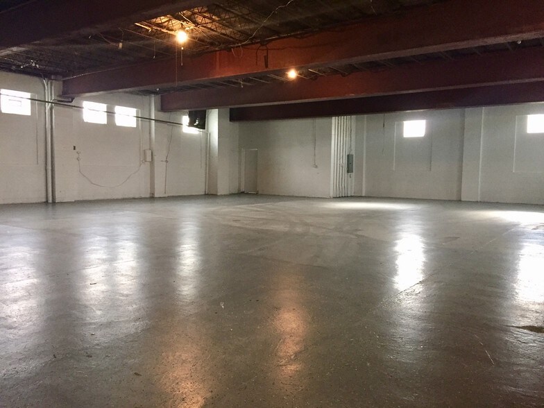 More Photos Of 414 E Lincoln Ave, Mc Donald Warehouse For Sale
