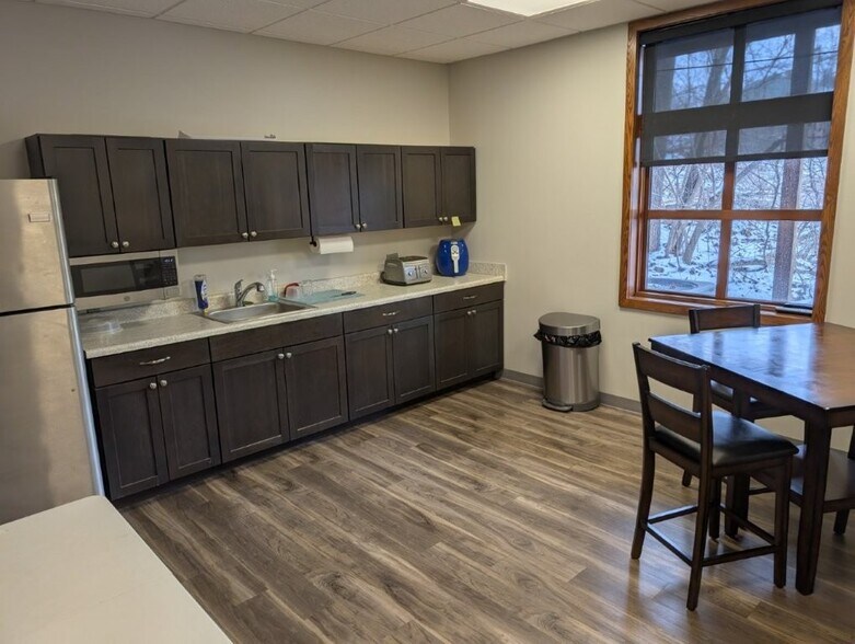 More Photos Of 3250 W Centre Rd, Portage Office For Sale