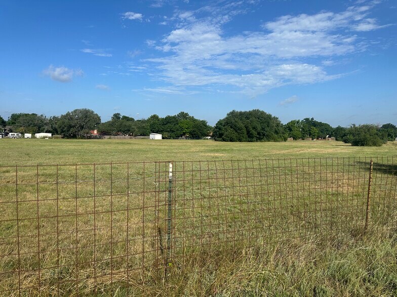 More Photos Of US HWY 183 South Hwy @ Old Austin Rd, Lampasas Land For Sale