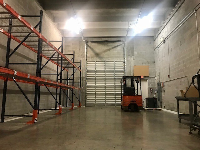 More Photos Of 11379-11399 NW 122nd St, Medley Warehouse For Sale