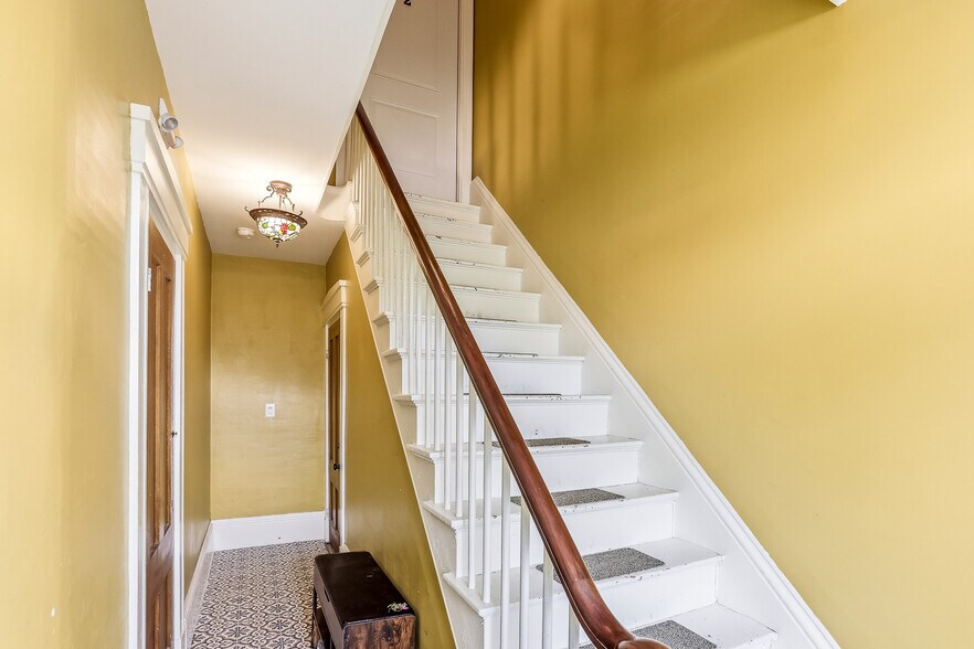 More Photos Of 1 Old Manchester Rd, Raymond Multifamily For Sale