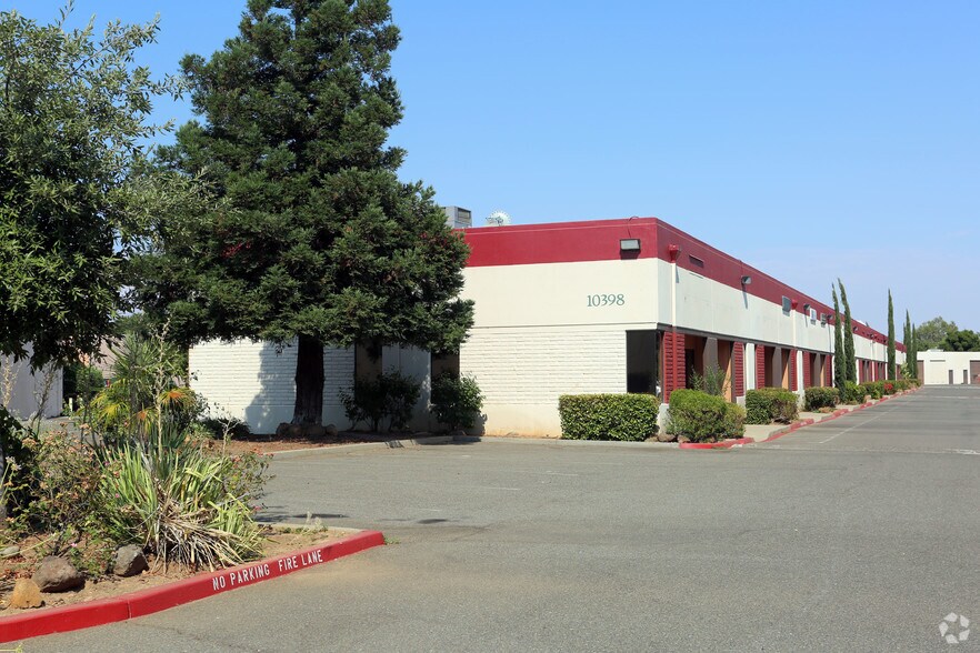 More Photos Of 10398 Rockingham Dr, Sacramento Warehouse For Lease