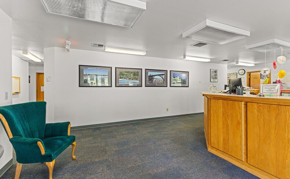 More Photos Of 307 Highway 42 E, Coquille Industrial For Sale