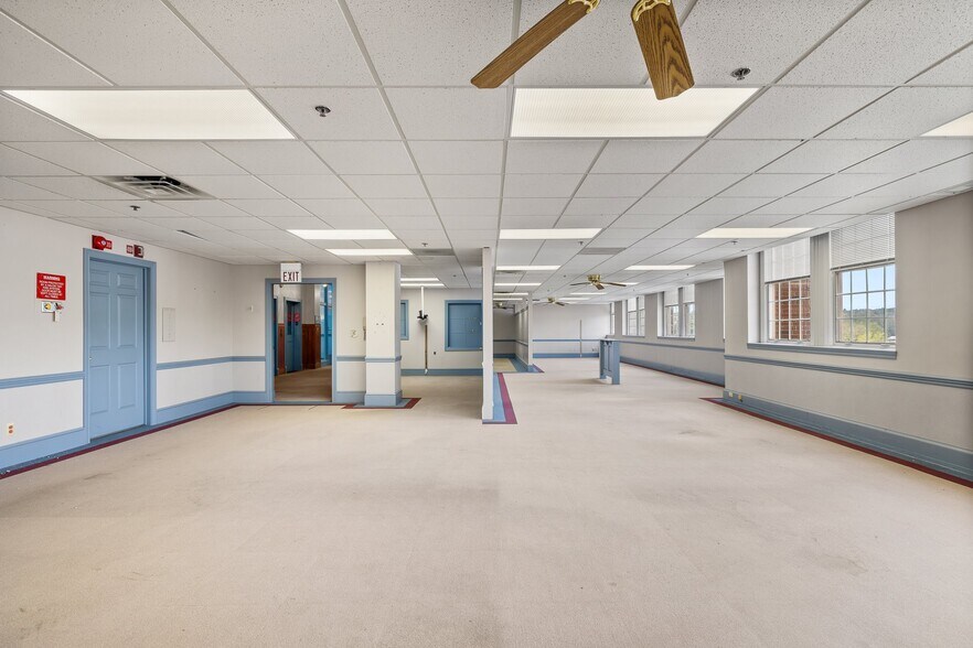 More Photos Of 380 N Main St, Mansfield Office Residential For Sale