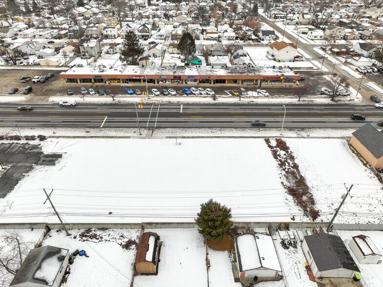 More Photos Of 30530 John R. Rd, Madison Heights Land For Sale