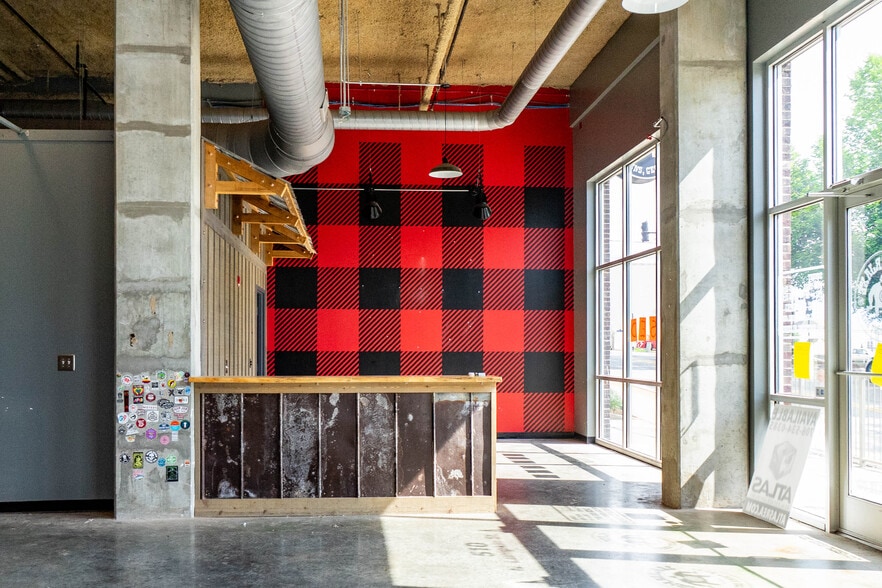 More Photos Of 165 E Dougherty St, Athens Apartments For Lease