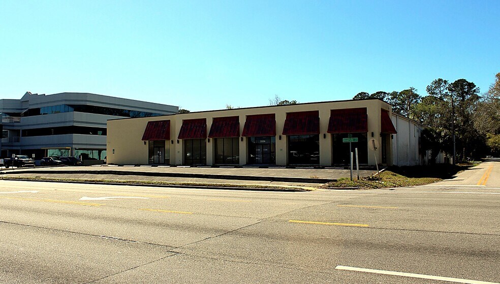 More Photos Of 3506 University Blvd S, Jacksonville Freestanding For Sale