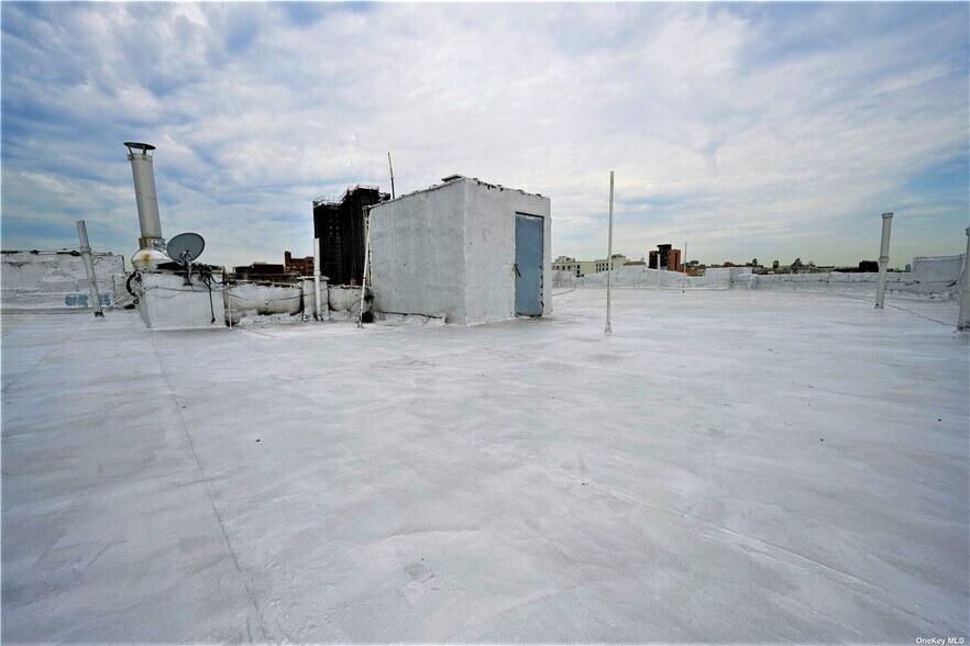 More Photos Of 214 Central Ave, Brooklyn Apartments For Sale