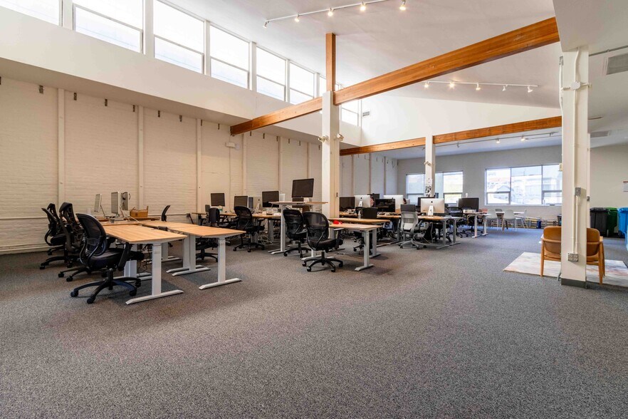 More Photos Of 487 Bryant St, San Francisco Loft Creative Space For Lease
