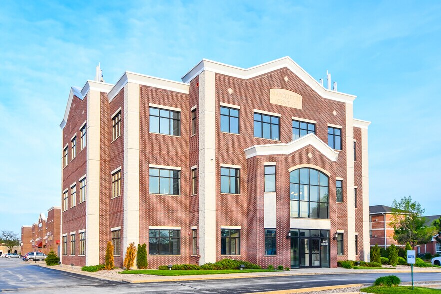 More Photos Of 444 Reid St, De Pere Office For Lease