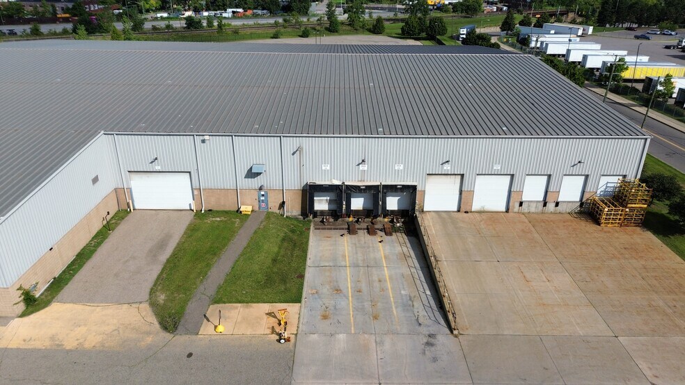 More Photos Of 2801 Clark St, Detroit Warehouse For Lease