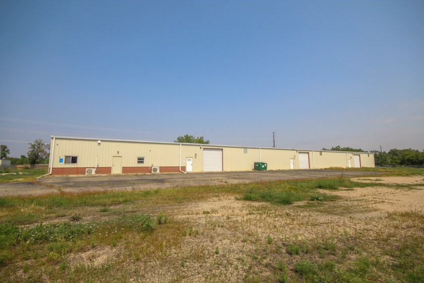 More Photos Of 1020 S Garfield Ave, Loveland Warehouse For Sale