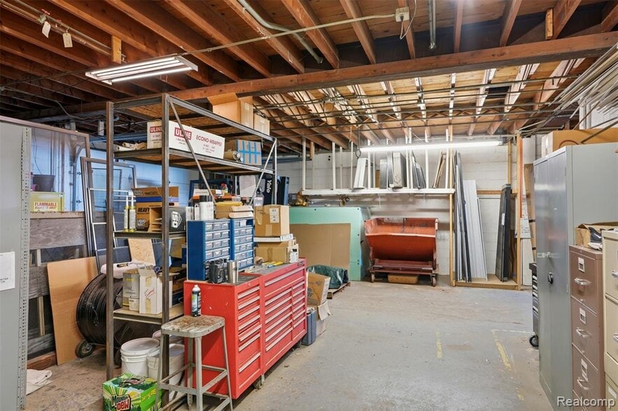 More Photos Of 415 N Lafayette St, South Lyon Warehouse For Sale