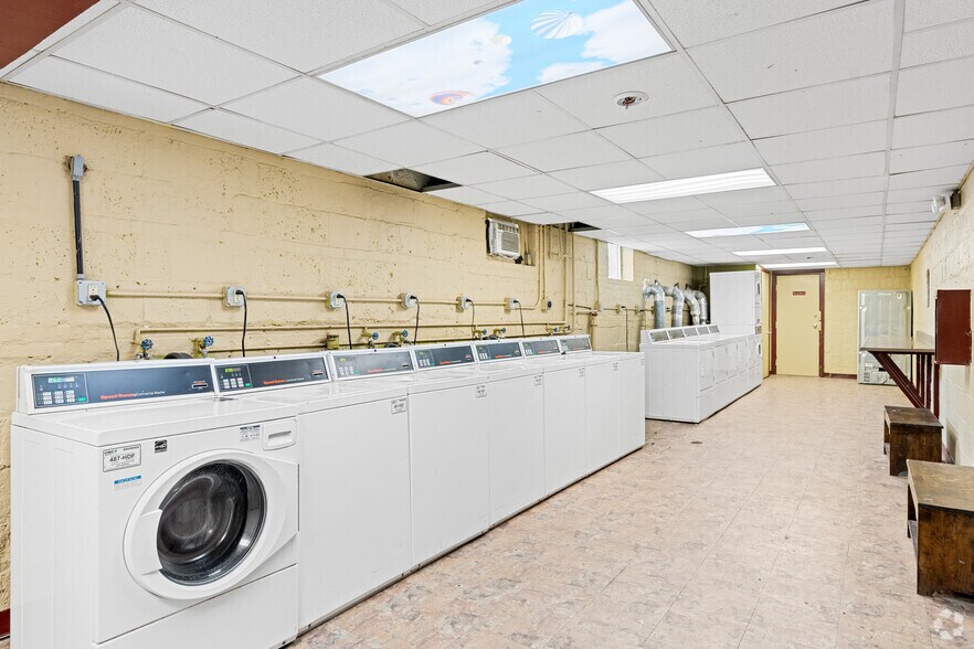 More Photos Of 32 Chesapeake St SW, Washington Apartments For Sale