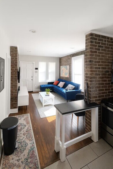 More Photos Of 370-372 Forest St, Columbus Apartments For Sale