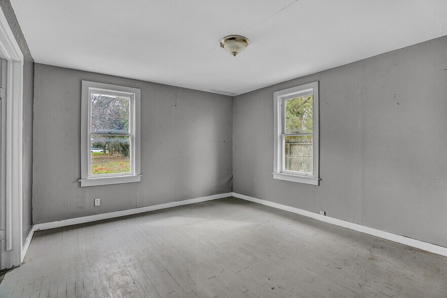 More Photos Of 650-664 S Seguin Ave, New Braunfels Land For Sale